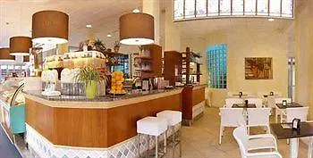 Hotel La Brezza frontemare Lido di Jesolo